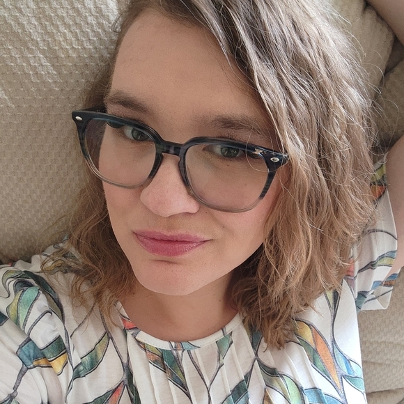 Meet your Posher, Samantha - Picture 2 of 9